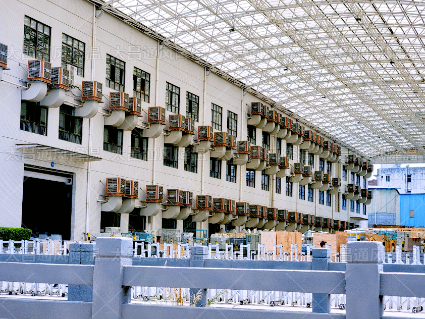 廠房太熱怎么降溫？車間降溫設(shè)備解決方案