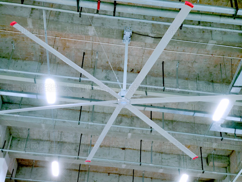 工廠高溫沒法干活，大型企業(yè)都在用的降溫方法你知道嗎？