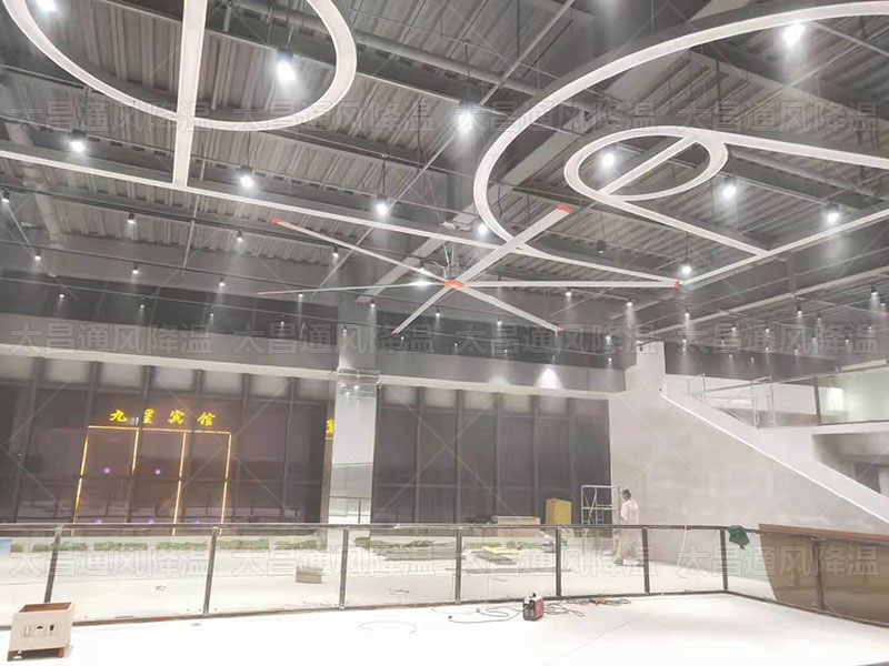 健身房用什么設(shè)備降溫比較合適？這款設(shè)備你一定要知道！