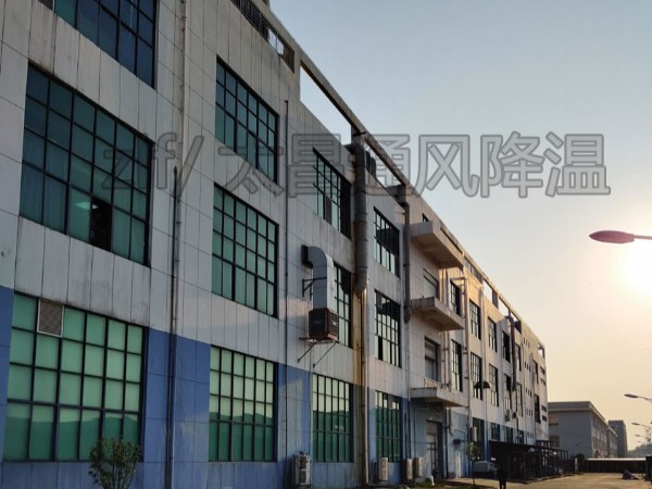 為什么環(huán)保空調(diào)是廠房降溫常用設(shè)備呢？