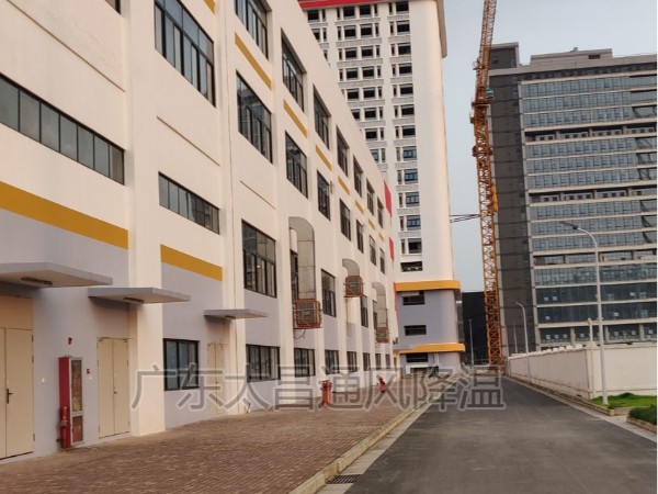 廠房降溫好幫手-潤東方環(huán)?？照{(diào)